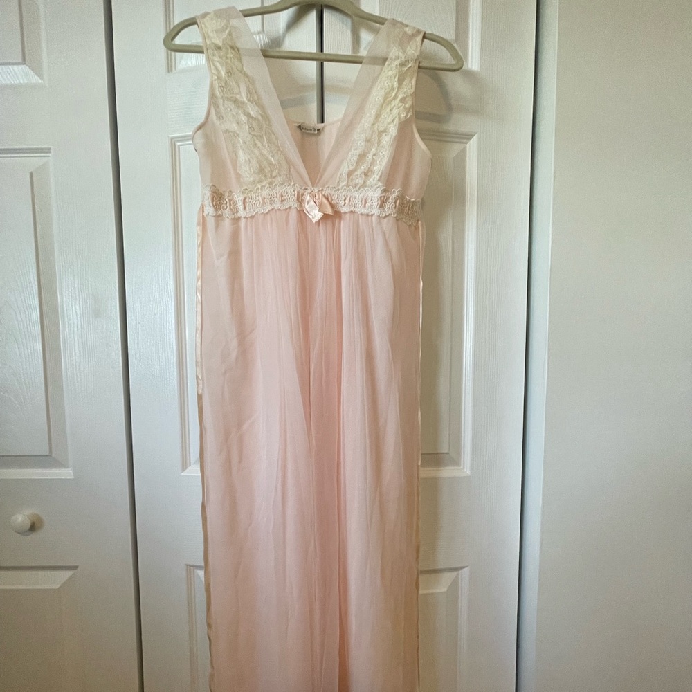 Vintage Christian Dior Night dress and Robe -size Medium
